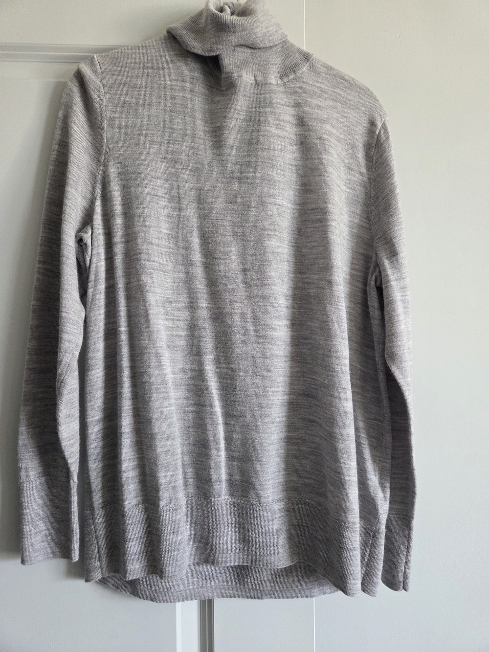 GAP Light Gray Turtleneck Sweater